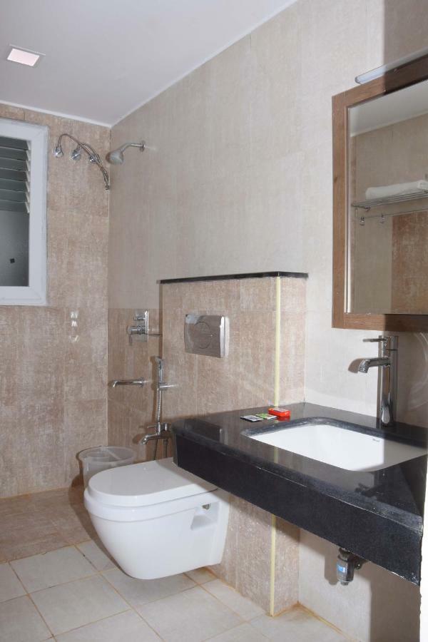 Salem Regency - A Business Stay Kültér fotó